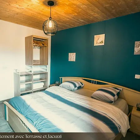 شقة Apartment In Froidchapelle With Terrace *